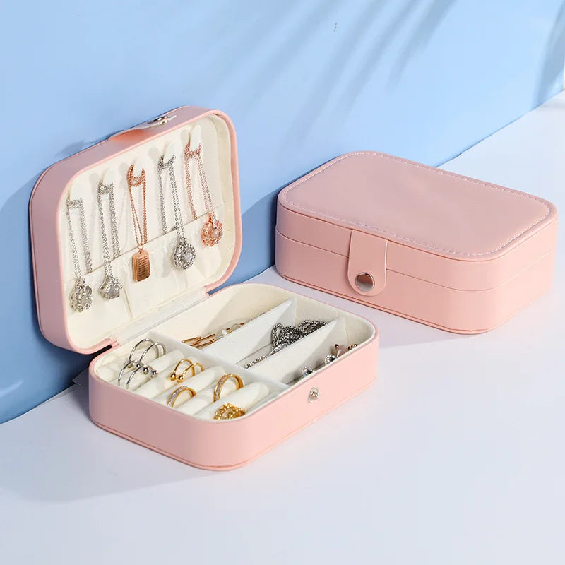 Portable Leather Jewelry Organizer – Elegant & Travel‑Ready