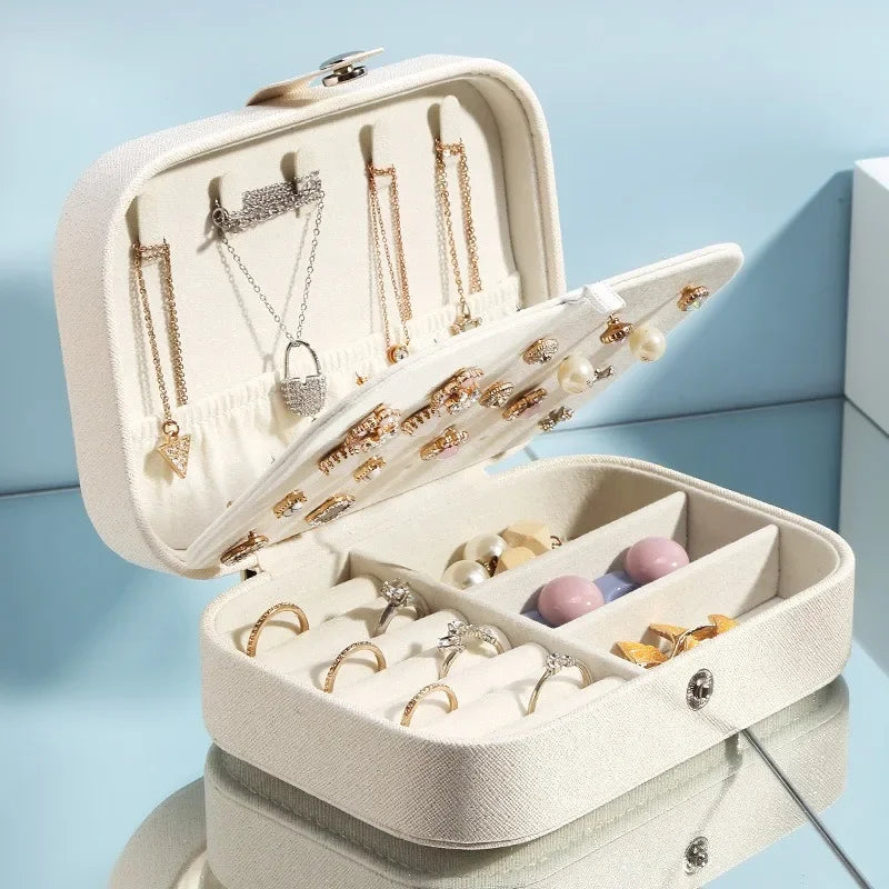 Portable Leather Jewelry Organizer – Elegant & Travel‑Ready