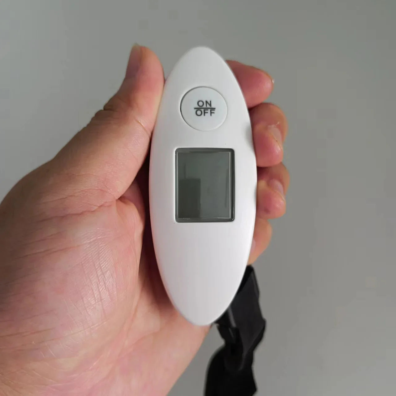 Smart Luggage Scale – Lightweight and Accurate Travel Tool